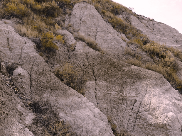 A shot of the Badlands in South Dakota as seen by someone with deuteranopia